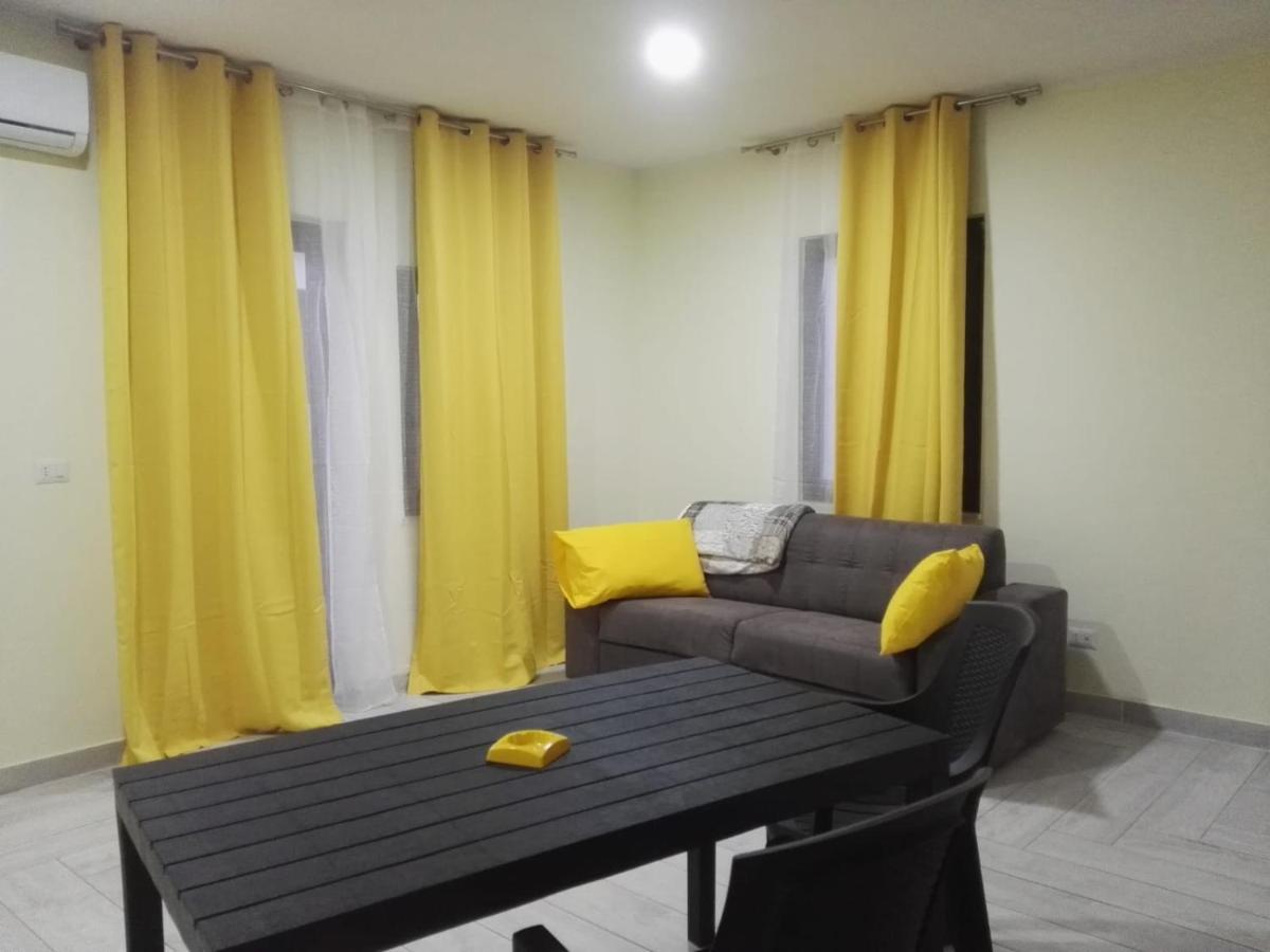 Casa Miriam Apartment Mondragone Bagian luar foto