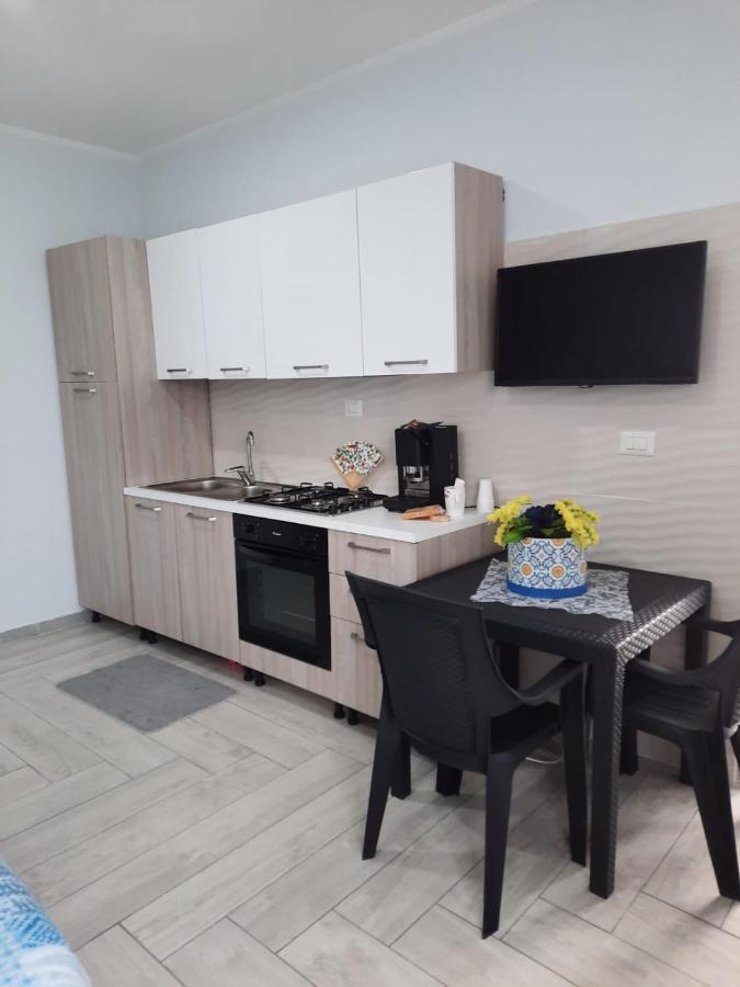 Casa Miriam Apartment Mondragone Bagian luar foto